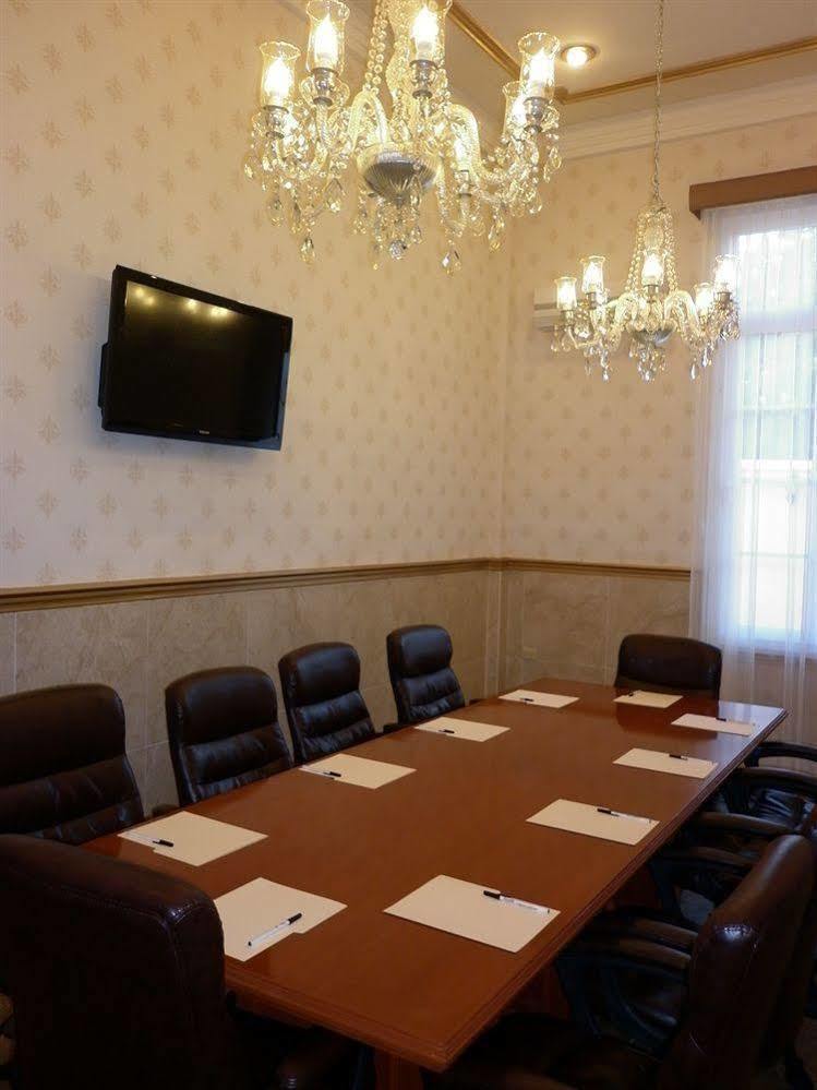Hotel Victoria Mérida Exterior foto The boardroom of the Governor's Office
